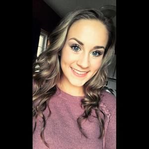 Meet your Posher, Abby